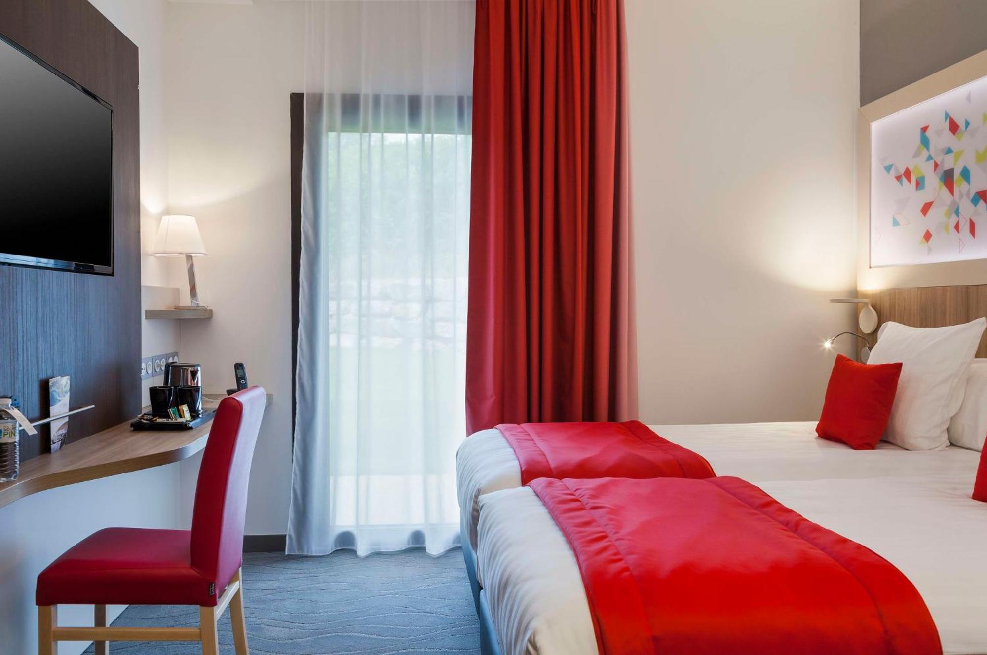 Brit Hotel Privilege Figeac Ngoại thất bức ảnh