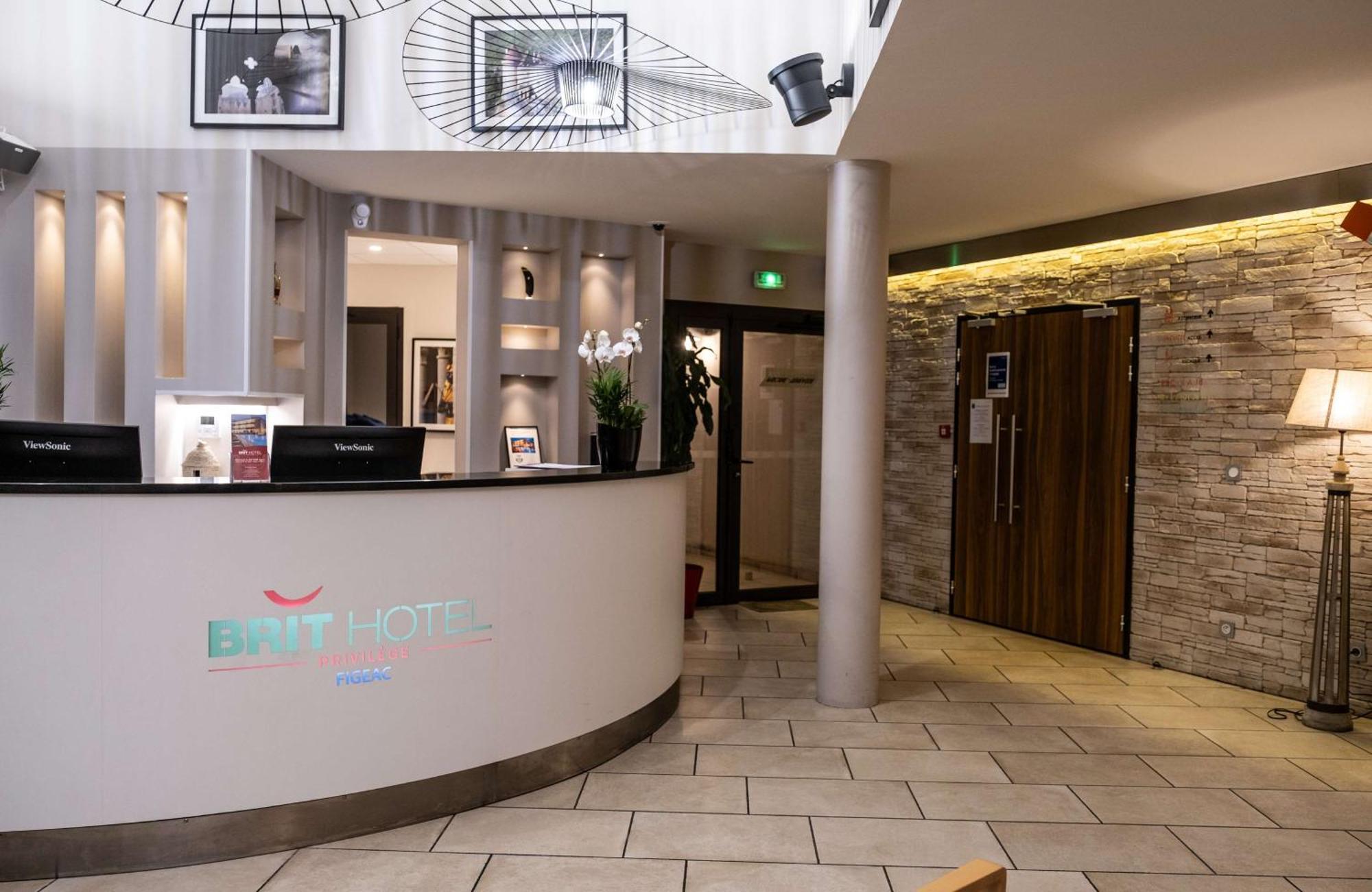 Brit Hotel Privilege Figeac Ngoại thất bức ảnh