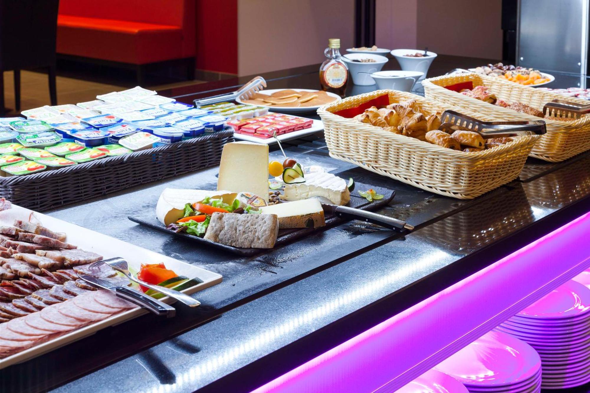 Brit Hotel Privilege Figeac Ngoại thất bức ảnh